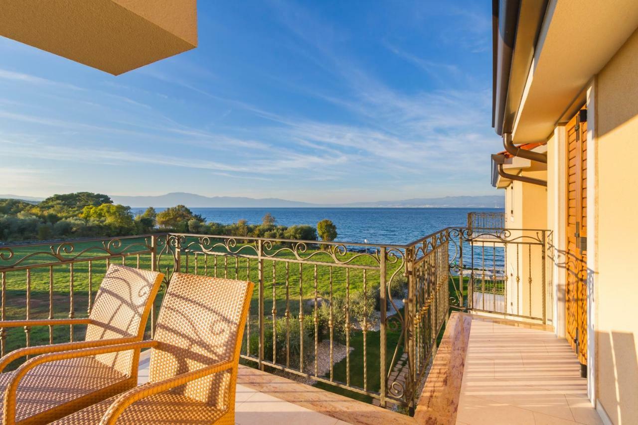 Luxury Apartments Villa Matea 2 Malinska Eksteriør billede